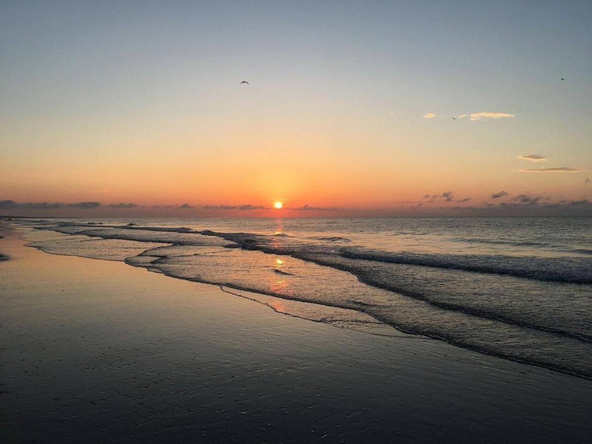 Ocean Dunes Villas #111, Beach Condo In Coligny Beach, 43 S Forest Beach Dr, Hilton Head Sc, Oceanfront Condo, Heated Pool, By Vacation Rental Hhi Хилтон-Хед-Айленд Экстерьер фото